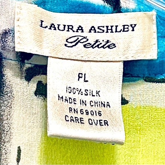 3 Womens Laura Ashley petite dress blouses. - Picture 11 of 16